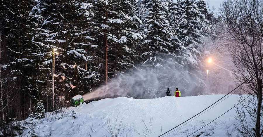 Avondskiën in Tveit Skisenter